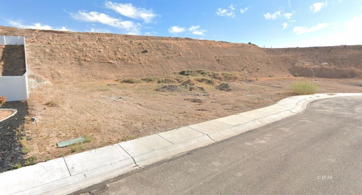 2045 Eagle Rdg Loop, Unit 12 Elko, NV 89801 - Photo 7 of 9