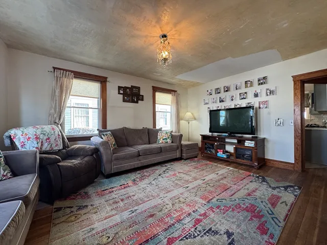 $629,000 | 10 Park Street, Peabody, MA 01960