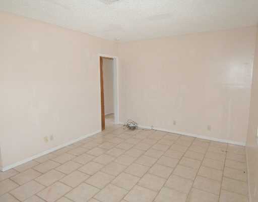 599 West 6th Street Riviera Beach, FL 33404 - Photo 5 of 8 Additional Photo
