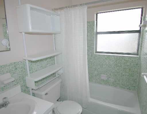 599 West 6th Street Riviera Beach, FL 33404 - Photo 7 of 8 Additional Photo