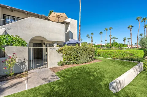$219,000 | 1100 East Amado Road, Unit 15D1, Palm Springs, CA 92262