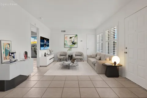 $219,000 | 1100 East Amado Road, Unit 15D1, Palm Springs, CA 92262