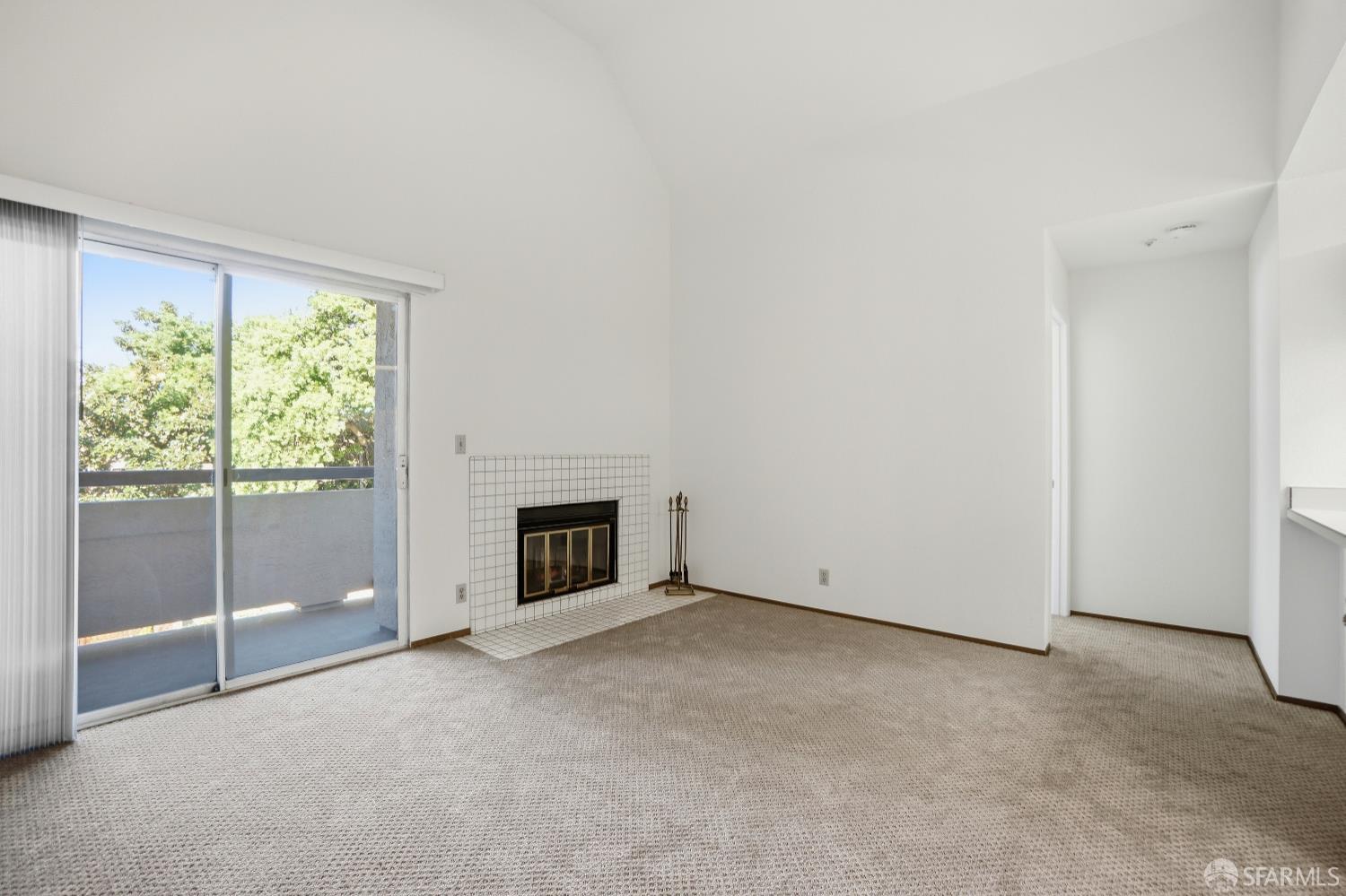 1308 Walden Road, Unit 38 Walnut Creek, CA 94597 - Photo 7 of 39