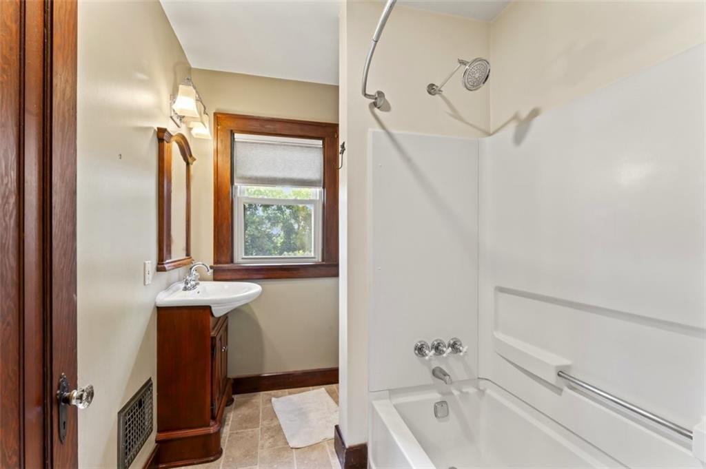 649 Shenango Road Beaver Falls, PA 15010 - Photo 25 of 44