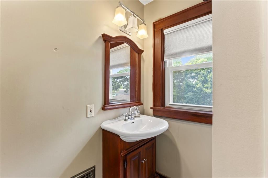 649 Shenango Road Beaver Falls, PA 15010 - Photo 26 of 44