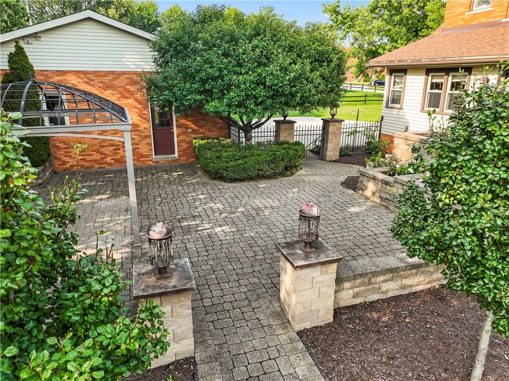 649 Shenango Road Beaver Falls, PA 15010 - Photo 35 of 44