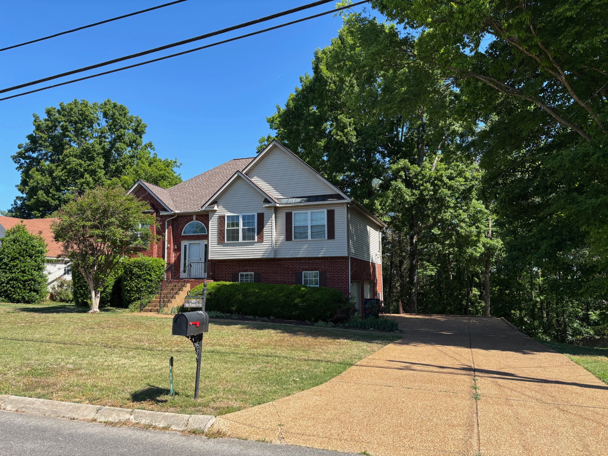 629 Mer Rouge Drive Nolensville, TN 37135 - Photo 3 of 53