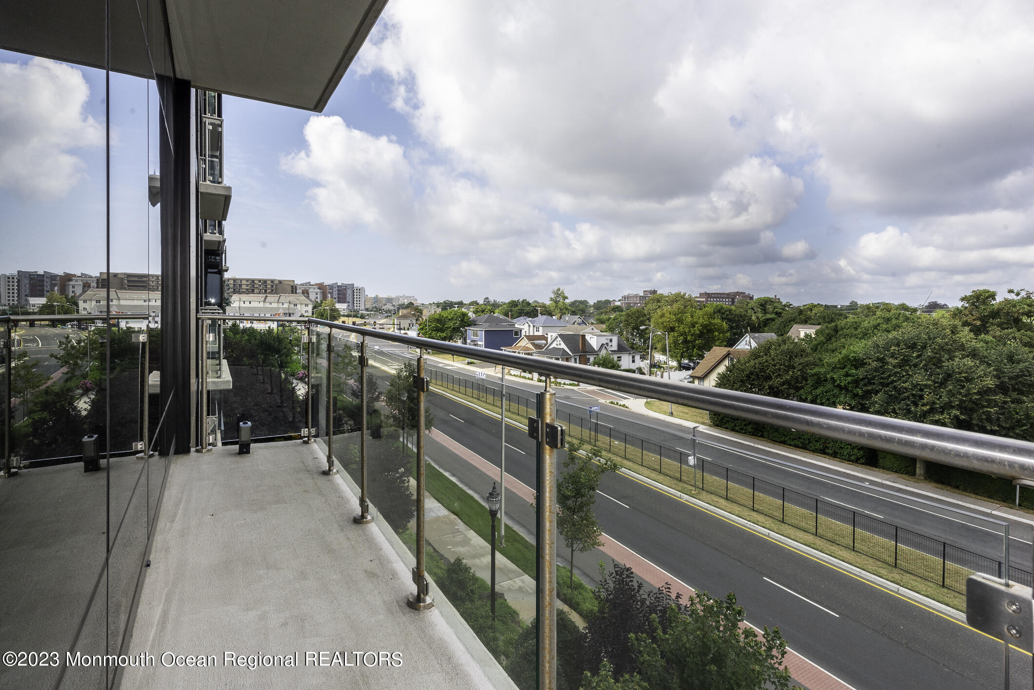 30 Melrose Terrace, Unit 301(WINTER RENTAL) Long Branch, NJ 07740 - Photo 20 of 37 a view of a balcony with city view