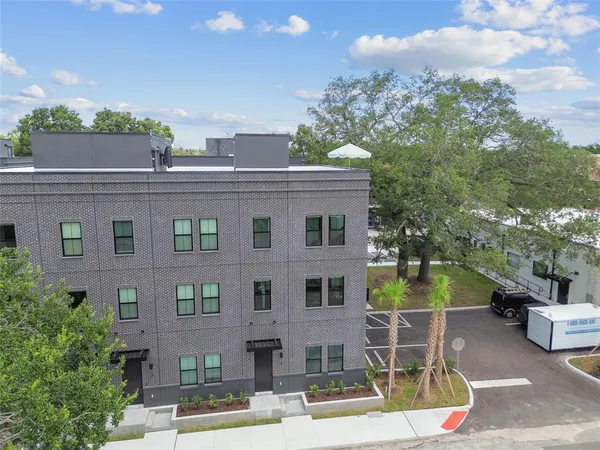 $860,000 | 1218 East Kay Street, Unit 27, Tampa, FL 33602