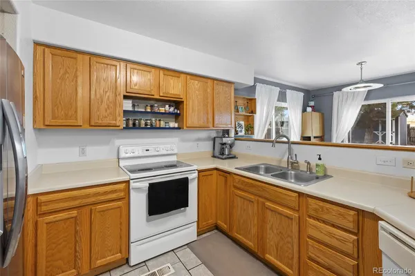 $459,950 | 11785 West Independence Avenue, Lakewood, CO 80215