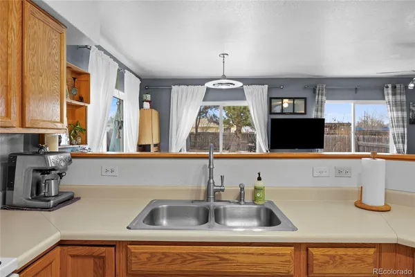 $459,950 | 11785 West Independence Avenue, Lakewood, CO 80215