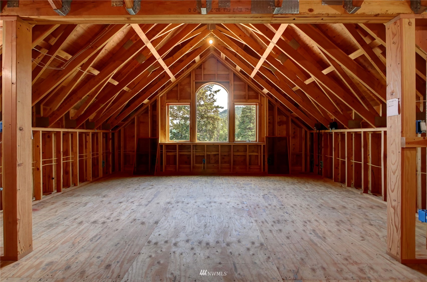 32 Lobos Run Road Winthrop, WA 98862 - Photo 22 of 39 Gallery Image 22