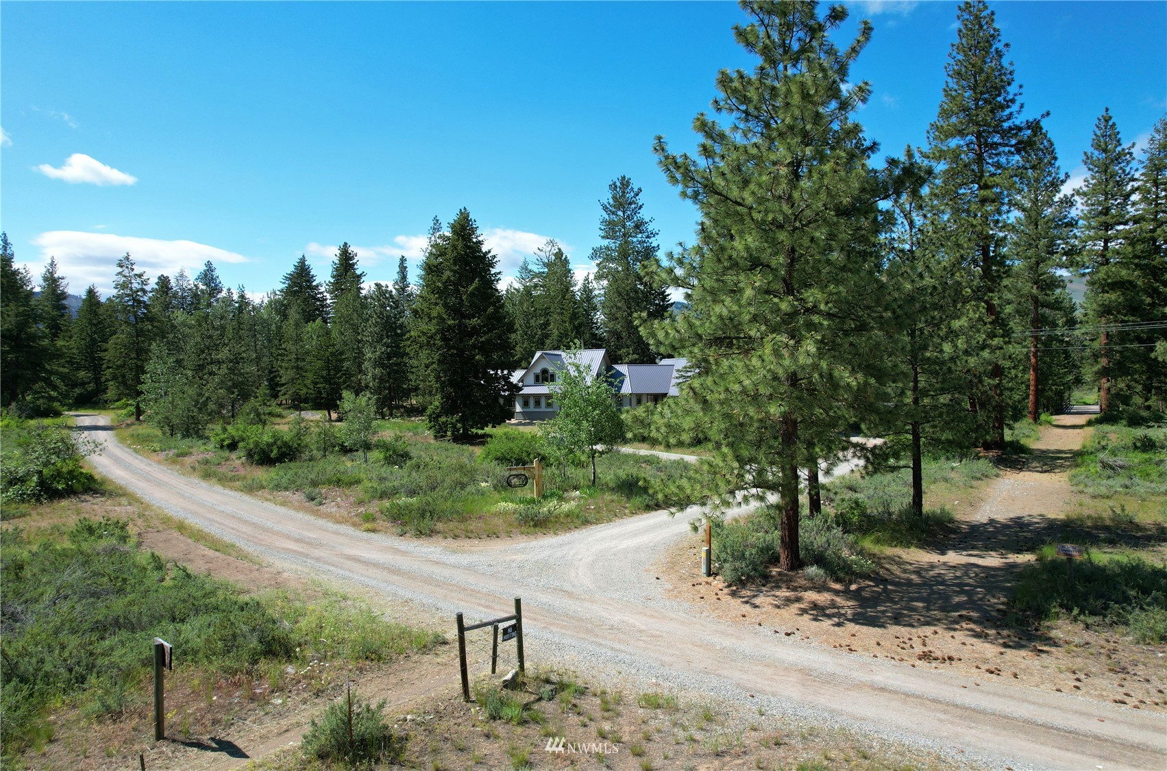 32 Lobos Run Road Winthrop, WA 98862 - Photo 5 of 39 Gallery Image 5
