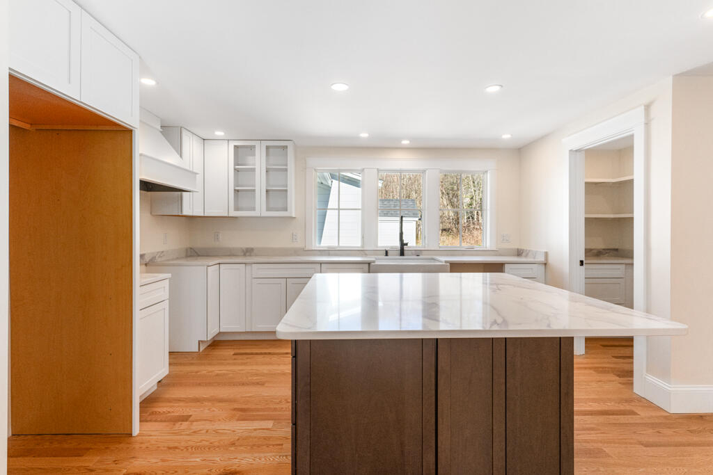 505 Mitchell Road Cape Elizabeth, ME 04107 - Photo 12 of 77 DSC05101