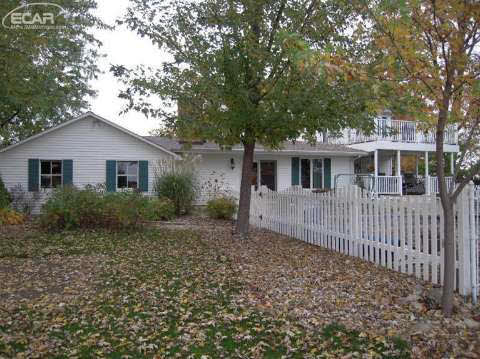 5455 South Byron Road Durand, MI 48429 - Photo 12 of 37 20423323-11.JPG