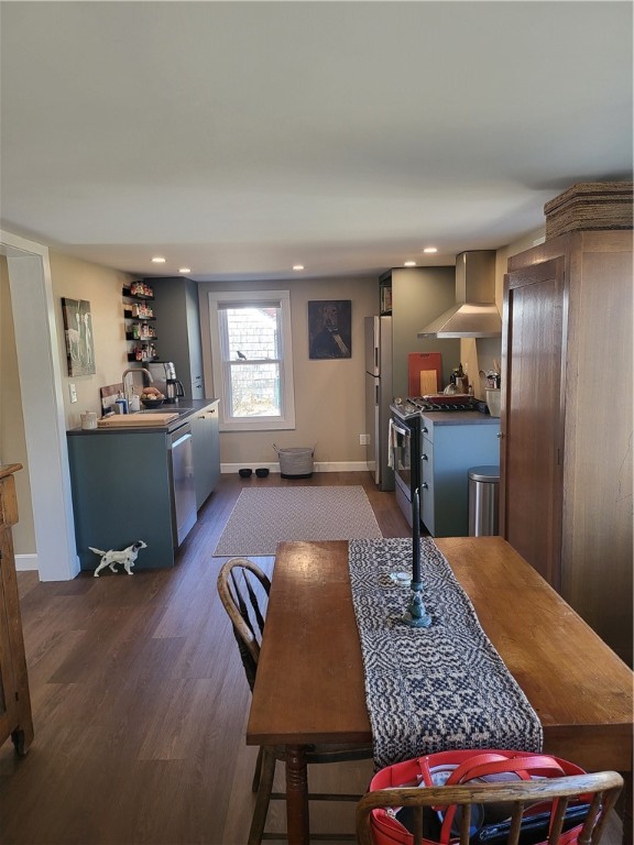 135 Namquid Drive Warwick, RI 02888 - Photo 12 of 28