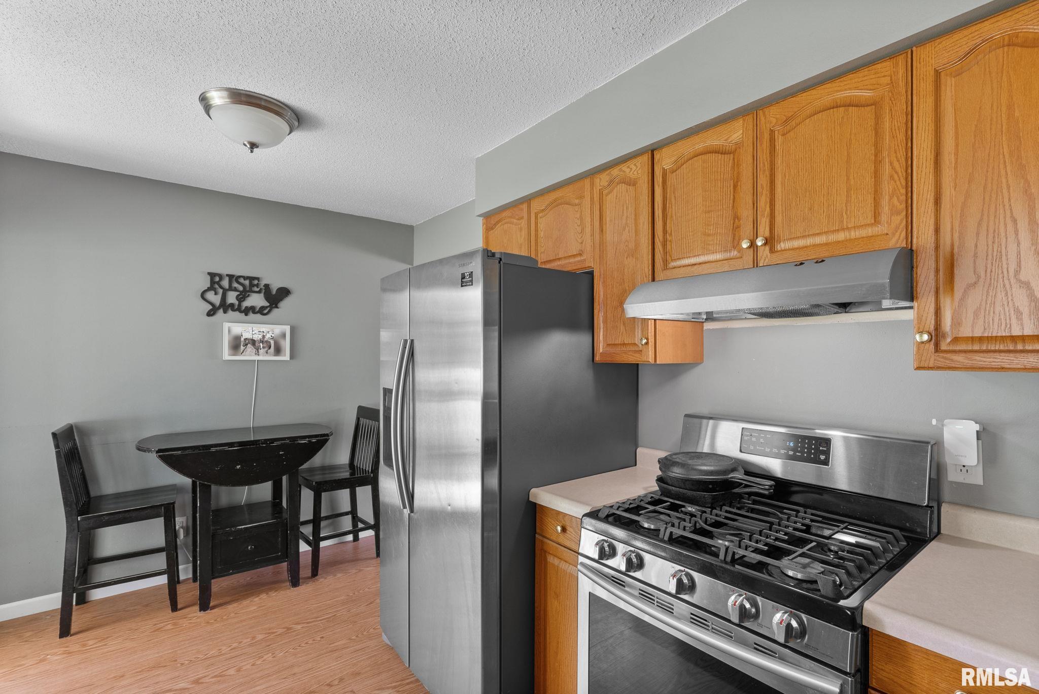 3419 Fairhaven Road Davenport, IA 52807 - Photo 7 of 31 Gallery Image 7