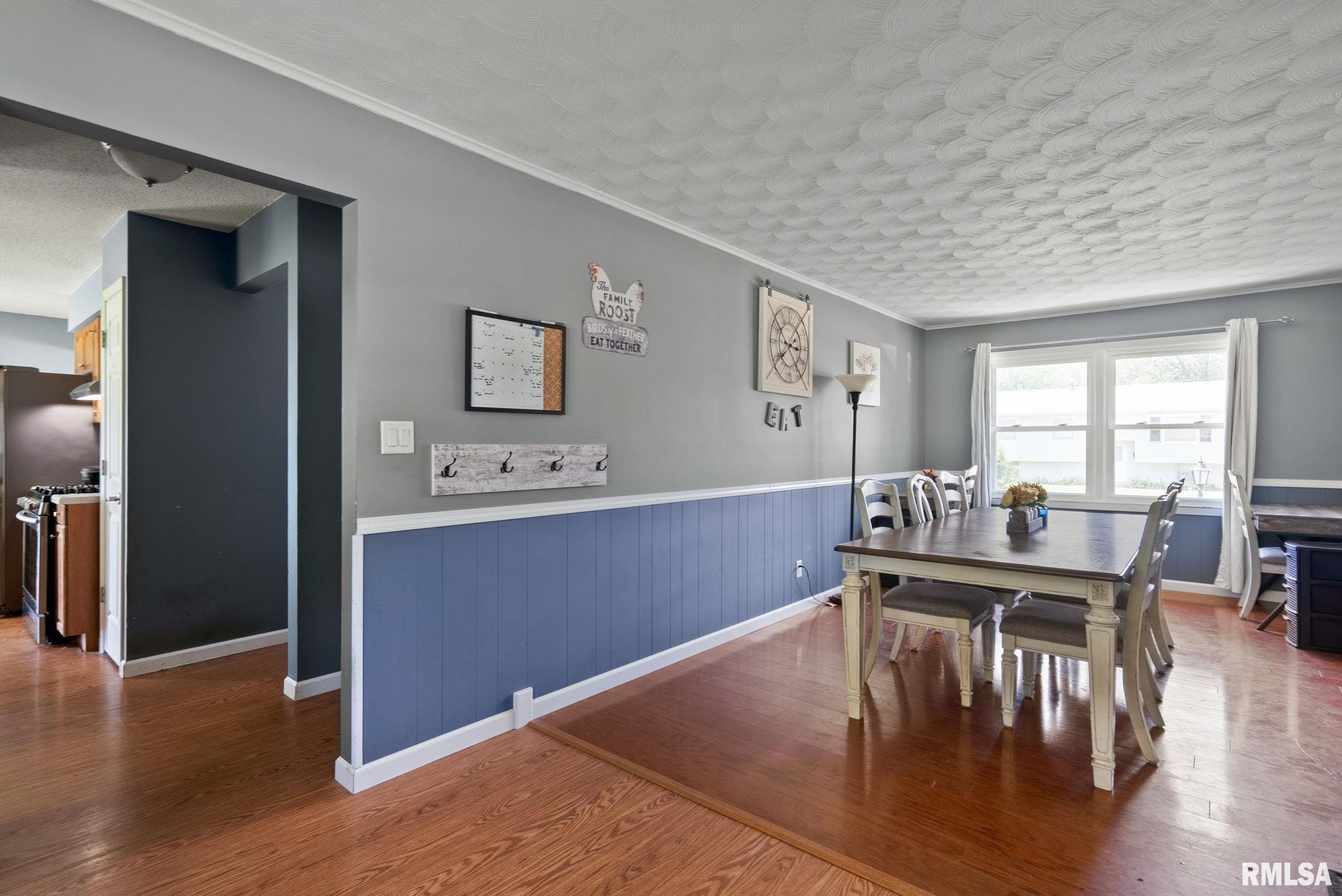 3419 Fairhaven Road Davenport, IA 52807 - Photo 9 of 31 Gallery Image 9