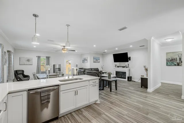 $395,000 | 492 Aleta Avenue, Mary Esther, FL 32569