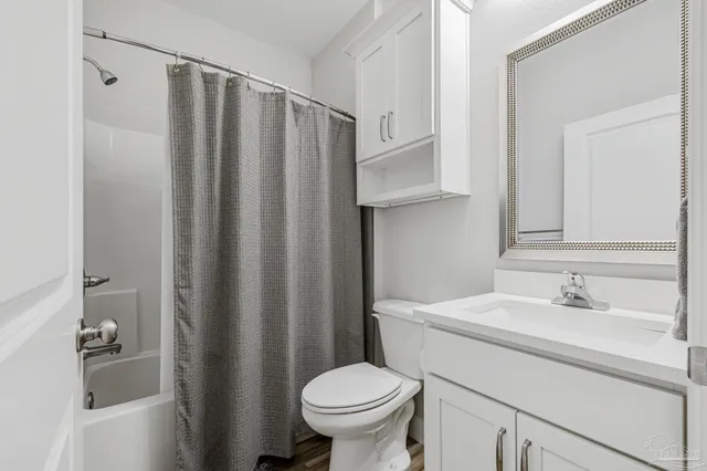 $395,000 | 492 Aleta Avenue, Mary Esther, FL 32569