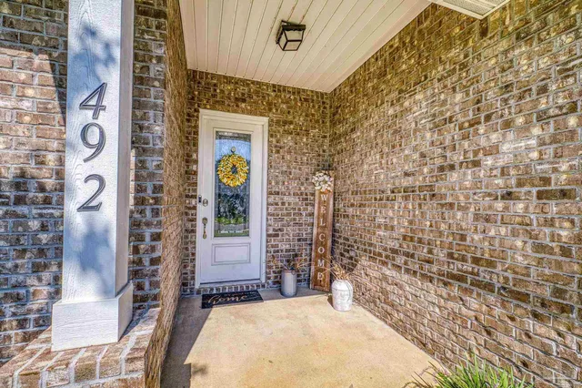 $395,000 | 492 Aleta Avenue, Mary Esther, FL 32569