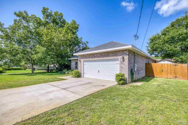 $395,000 | 492 Aleta Avenue, Mary Esther, FL 32569