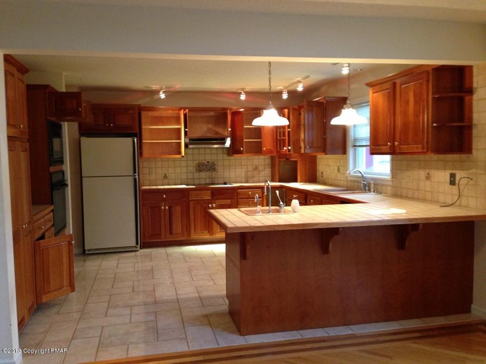 134 Atco Road Beach Lake, PA 18405 - Photo 4 of 19 Kitchen
