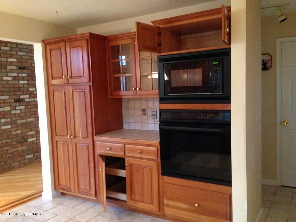 134 Atco Road Beach Lake, PA 18405 - Photo 5 of 19 Kitchen (2)