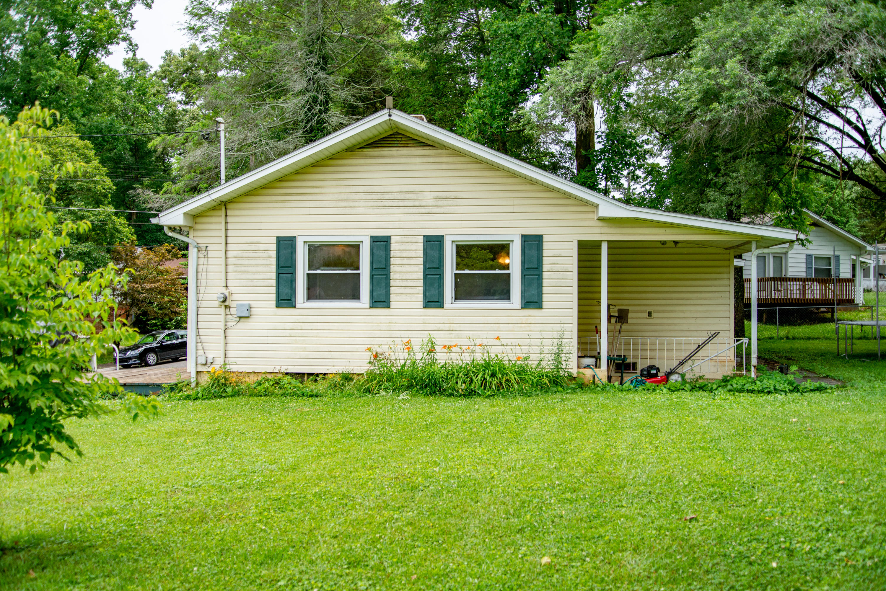 100 West Price Lane Oak Ridge, TN 37830 - Photo 32 of 36 100WPrice09
