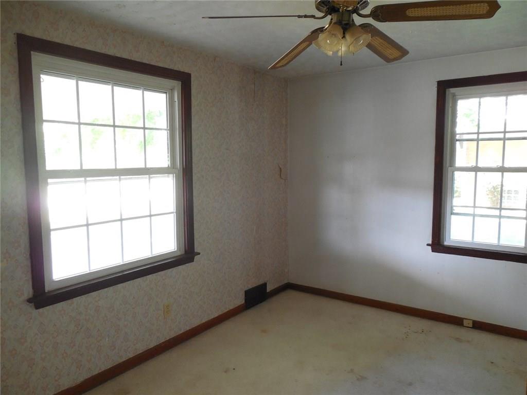 131 Baker Rd Extension Monaca, PA 15061 - Photo 7 of 10 Gallery Image 7