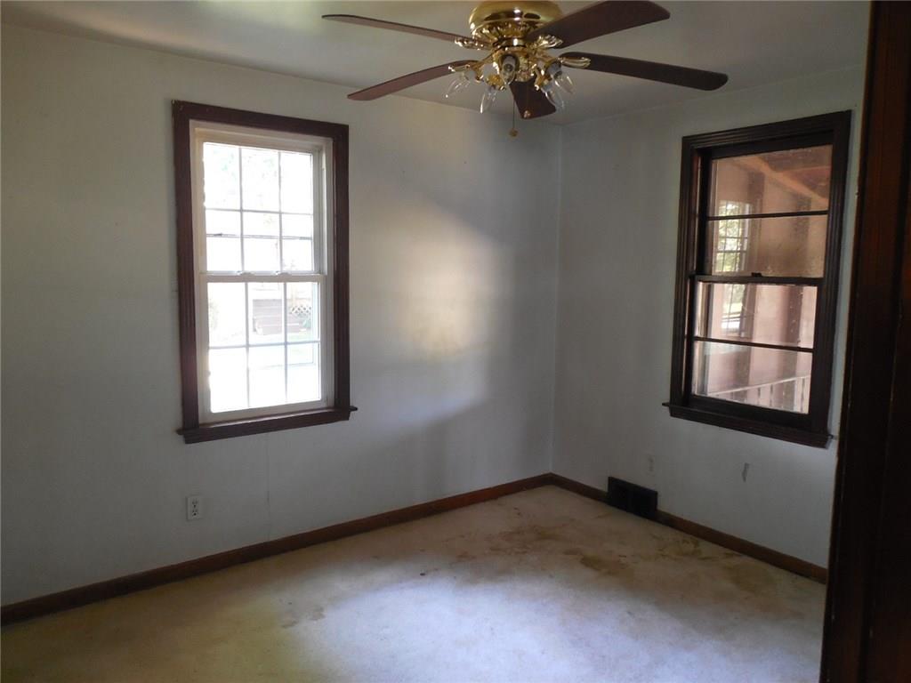 131 Baker Rd Extension Monaca, PA 15061 - Photo 8 of 10 Gallery Image 8