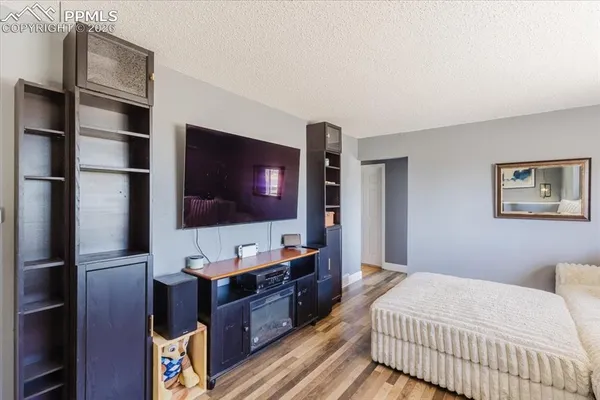 $309,900 | 11 Mac Gregor Road, Pueblo, CO 81001