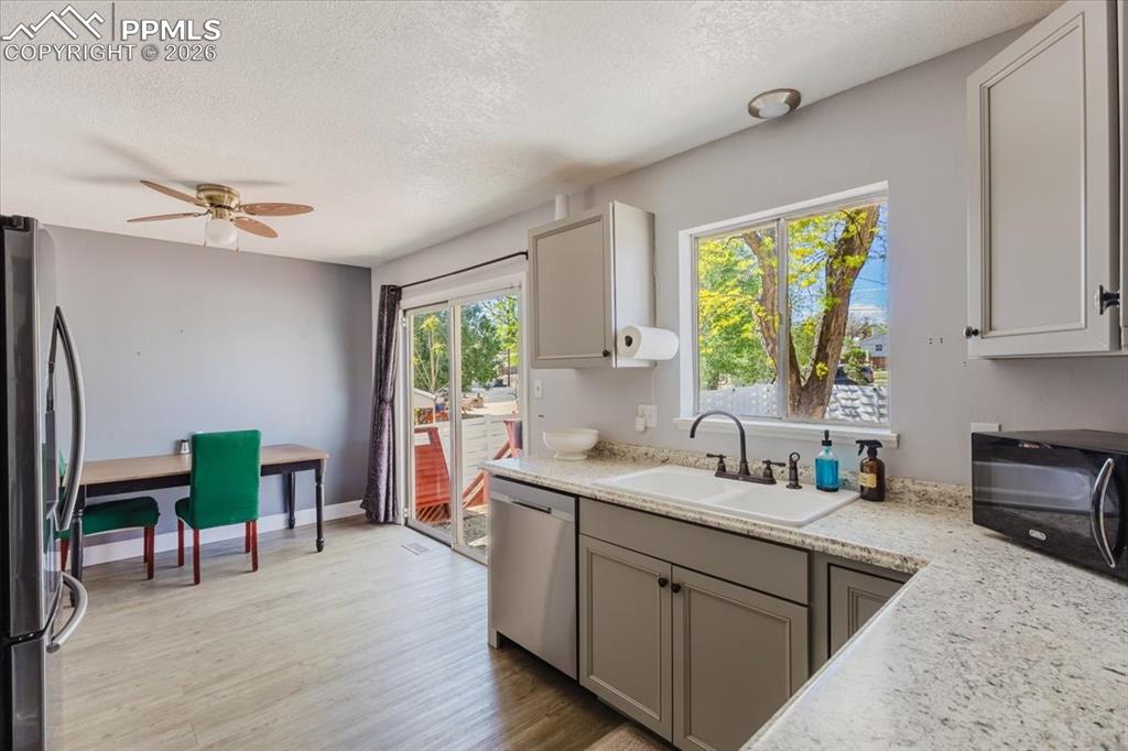 11 Mac Gregor Road Pueblo, CO 81001 - Photo 10 of 46