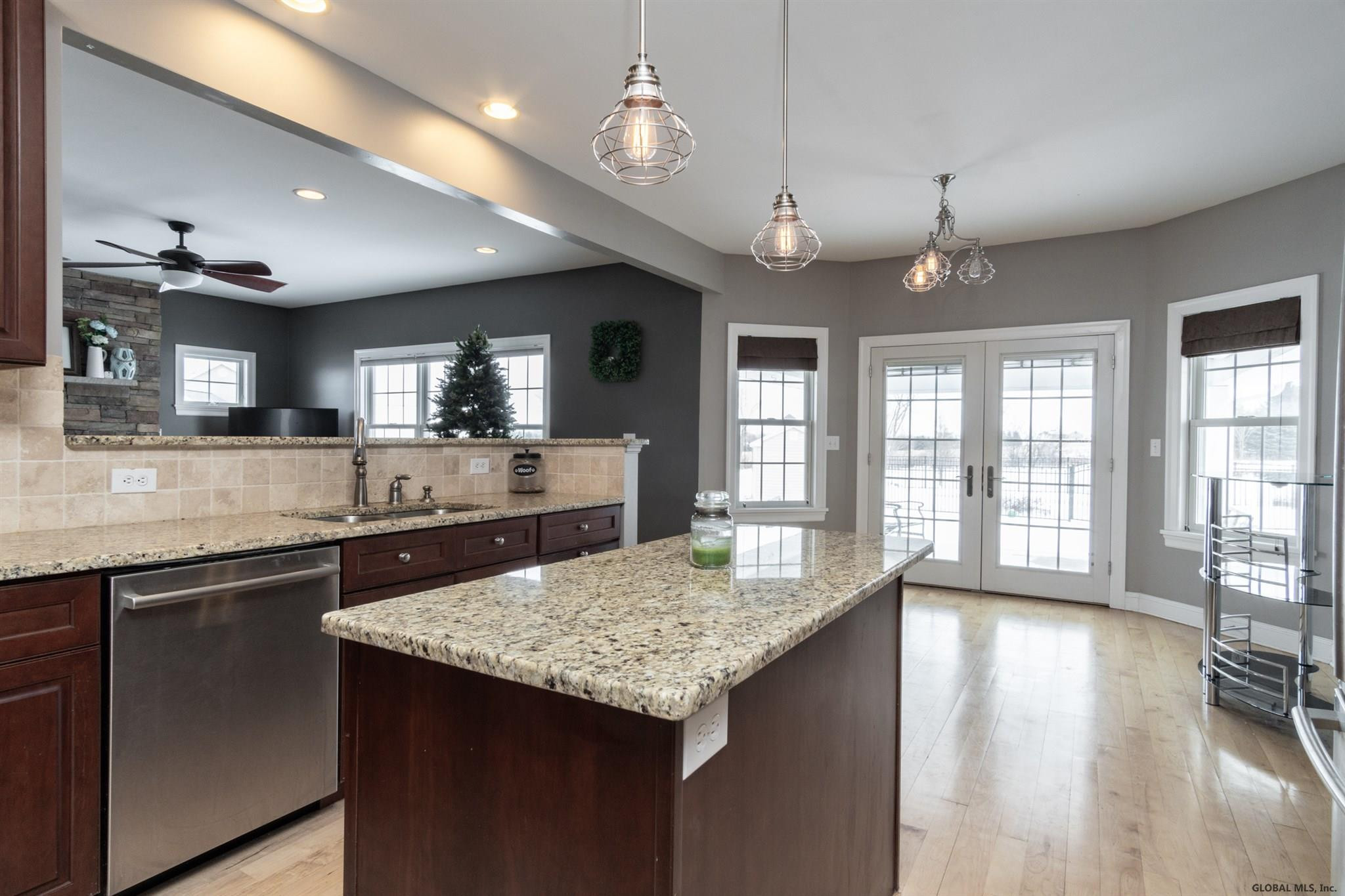 47 McBride Road Mechanicville, NY 12118 - Photo 9 of 44 Photo 9