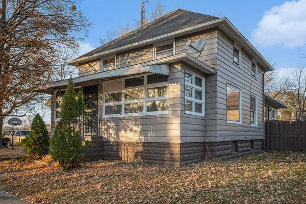 $122,900 | 111 River Drive, Three Rivers, MI 49093
