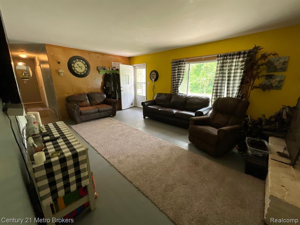 1496 North Hacker Road Howell, MI 48843 - Photo 11 of 25