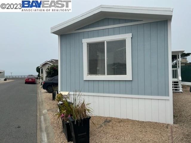 564 5th Avenue Pacifica, CA 94044 - Photo 1 of 38