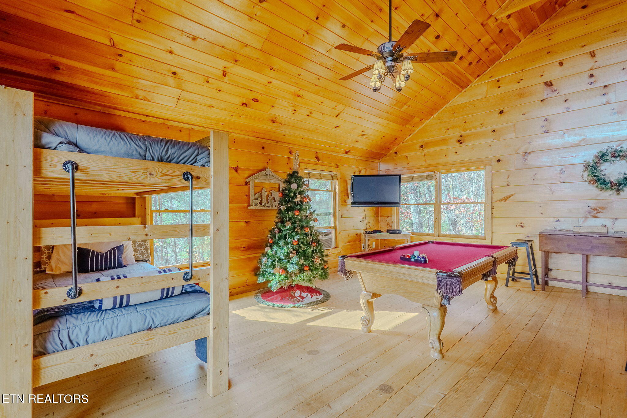 2109 Memory Way Sevierville, TN 37876 - Photo 21 of 38 4-web-or-mls-_DSC8964-HDR