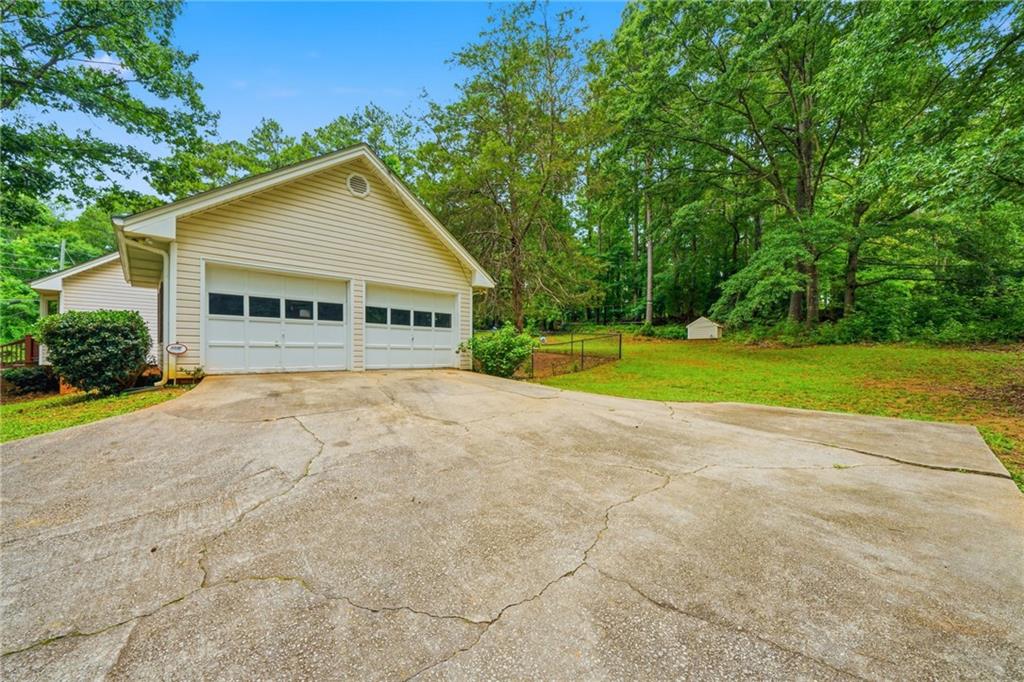 2692 Abbey Ridge Road Southwest Conyers, GA 30094 - Photo 42 of 44