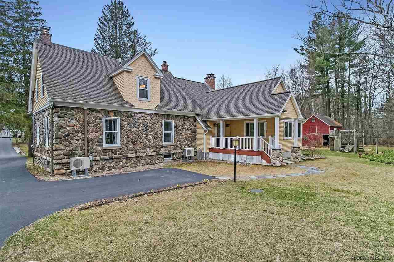 23 Spring Road Glenville, NY 12302 - Photo 5 of 27 Photo 5