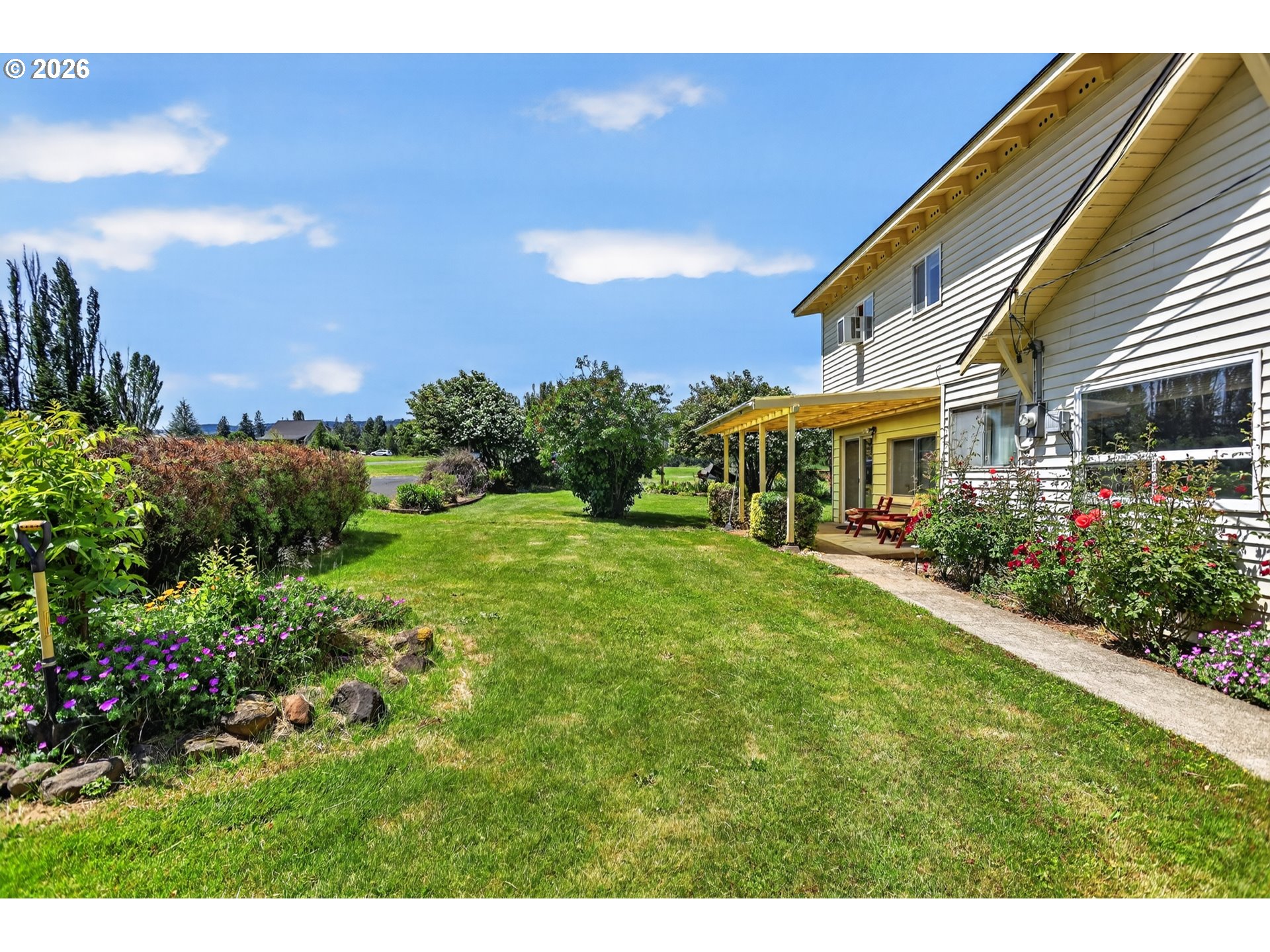 1800 Markham Road Hood River, OR 97031 - Photo 11 of 48 Exterior