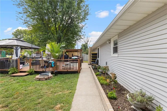 $309,900 | 3728 South Marshall Avenue, Sedalia, MO 65301