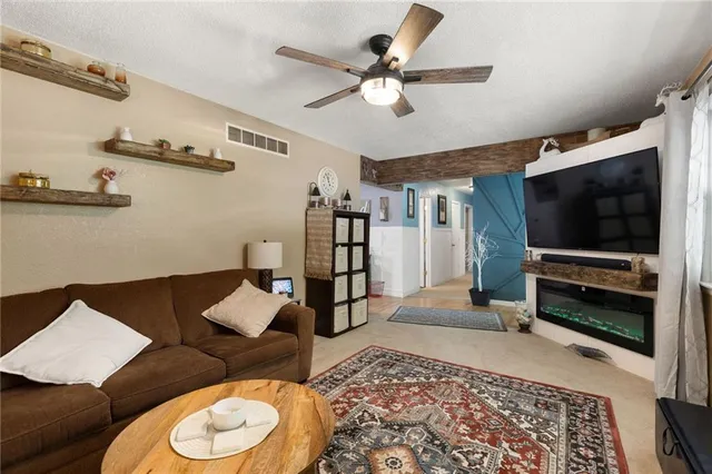 $309,900 | 3728 South Marshall Avenue, Sedalia, MO 65301