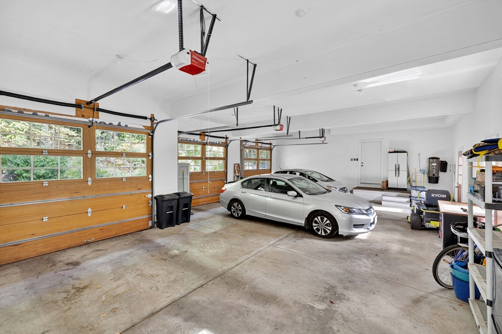 44 Baker Bridge Road Lincoln, MA 01773 - Photo 11 of 37