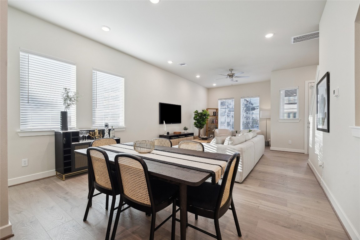 3083 Hicks Street Houston, TX 77007 - Photo 5 of 20
Representative photo. Layout and selections may vary.