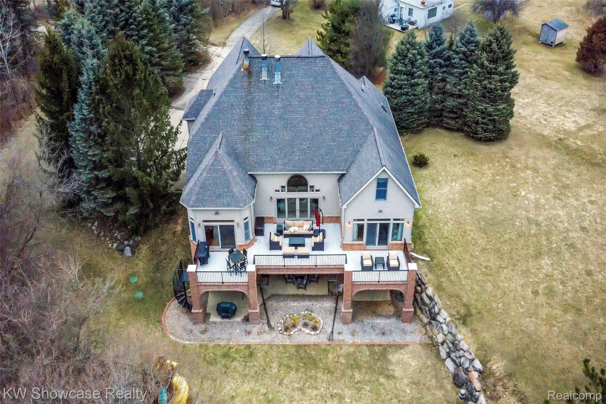 2828 Porter Road White Lake, MI 48383 - Photo 5 of 75 The aerial view of this 660 Square Foot Deck is AMAZING!