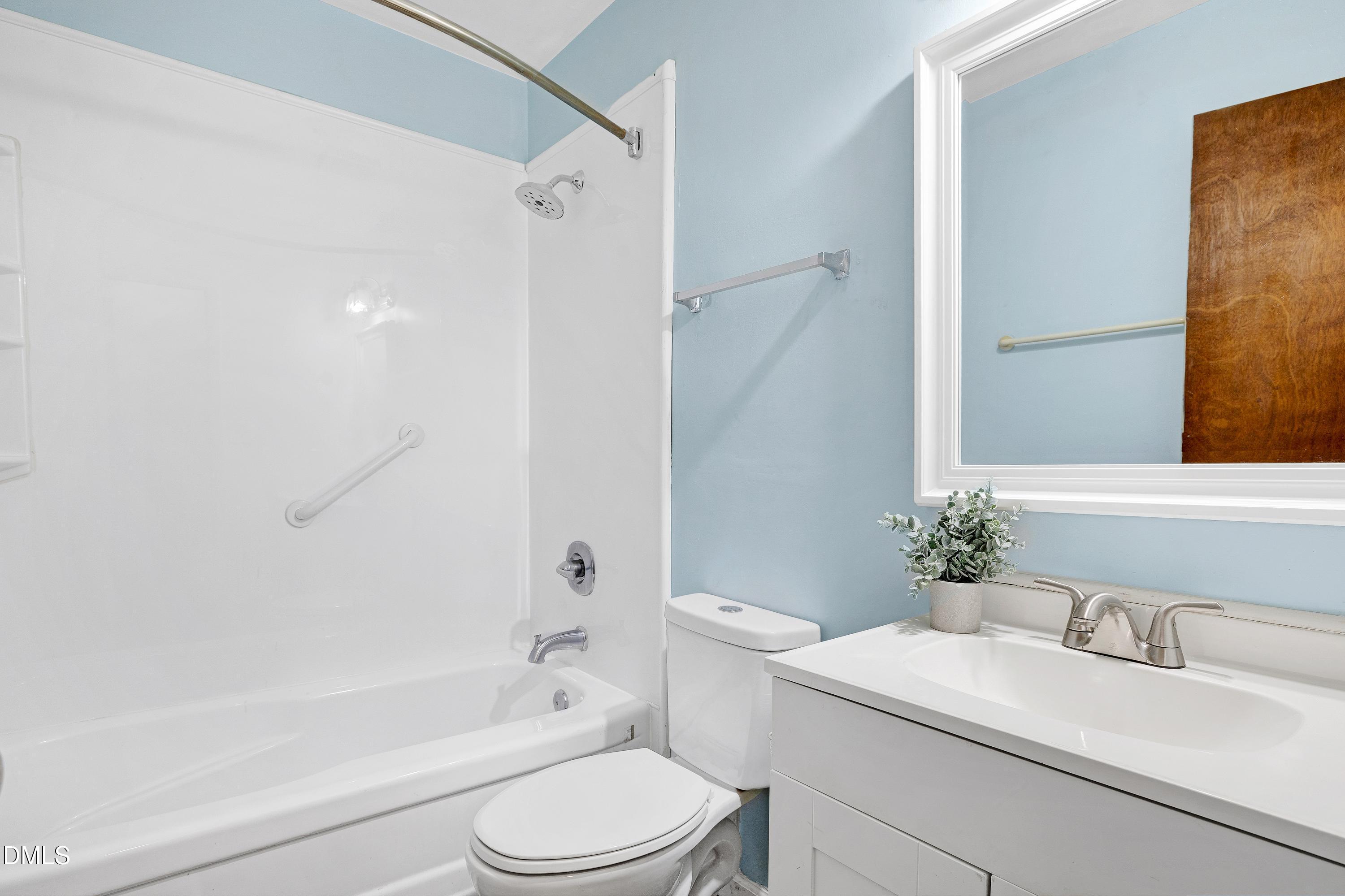 1006 Suterland Road Cary, NC 27511 - Photo 18 of 51 Scene-28