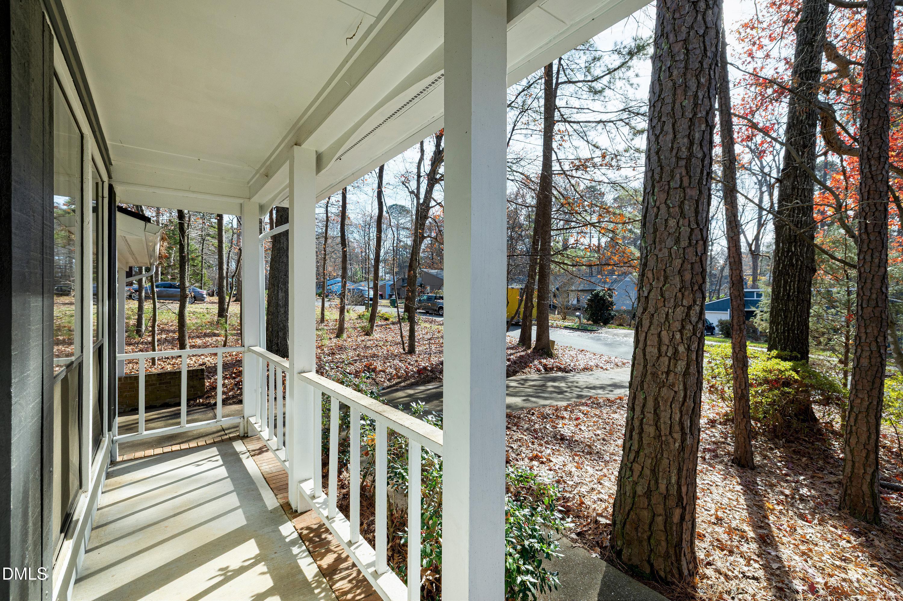 1006 Suterland Road Cary, NC 27511 - Photo 3 of 51 Scene-6