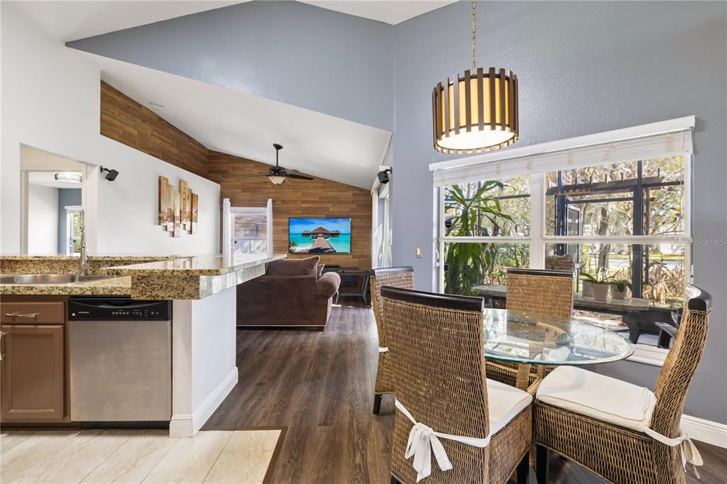 2102 Applegate Drive Ocoee, FL 34761 - Photo 4 of 27