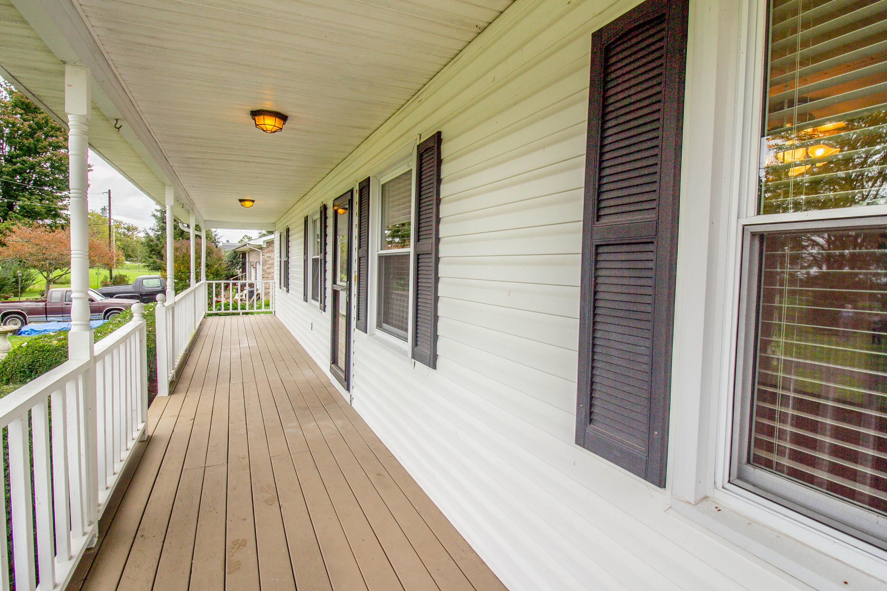 519 Menelaus Road Berea, KY 40403 - Photo 7 of 36 _MG_2934